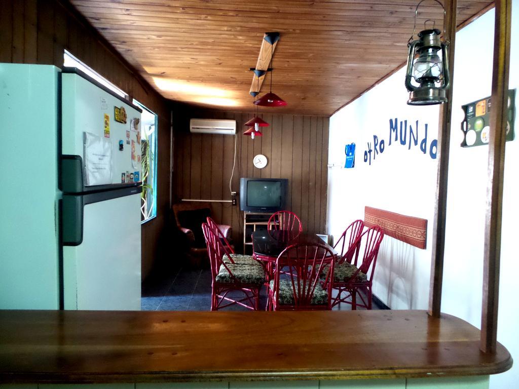 Hostel Otro Mundo Capdevila Eksteriør billede