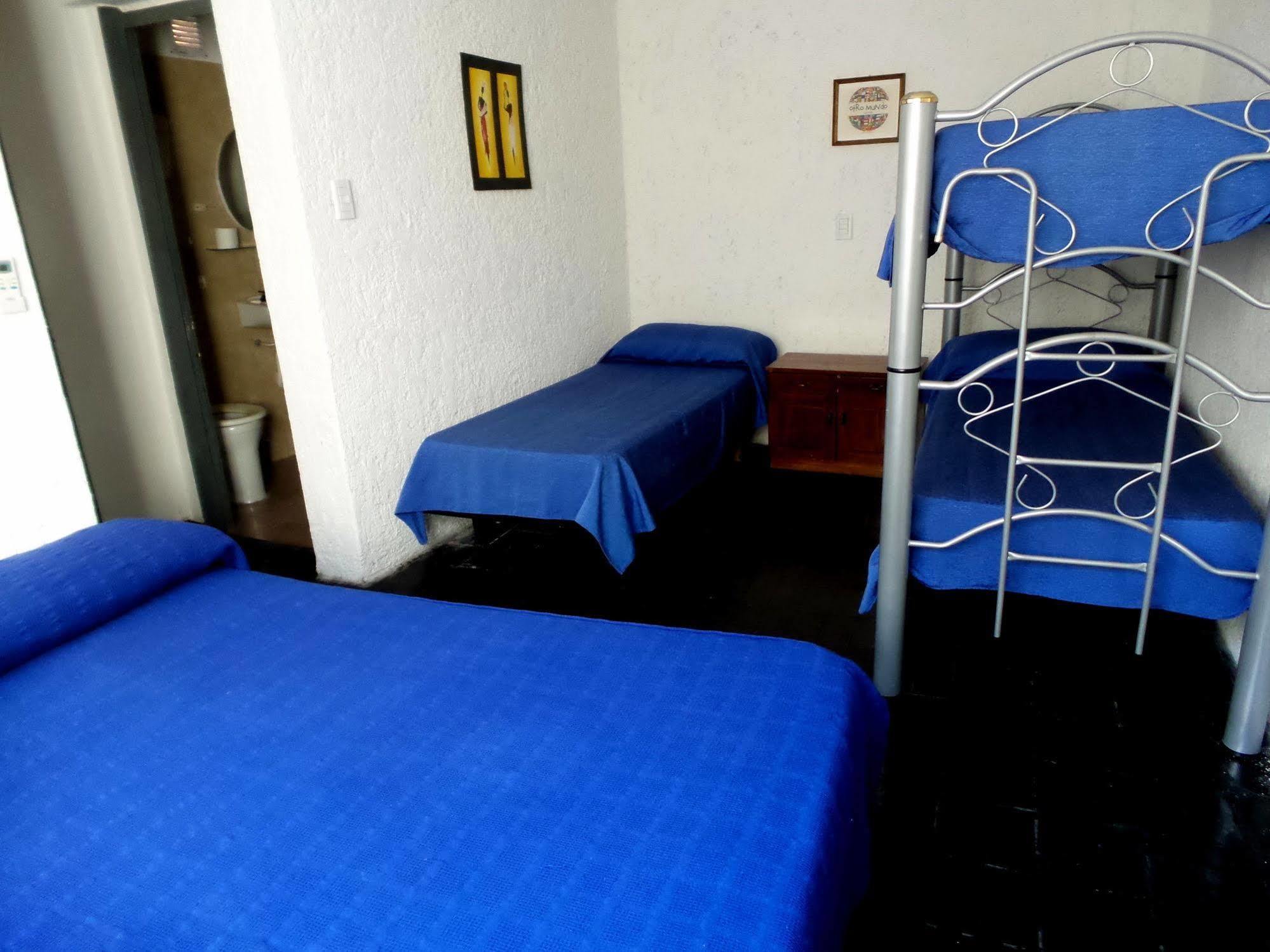 Hostel Otro Mundo Capdevila Eksteriør billede