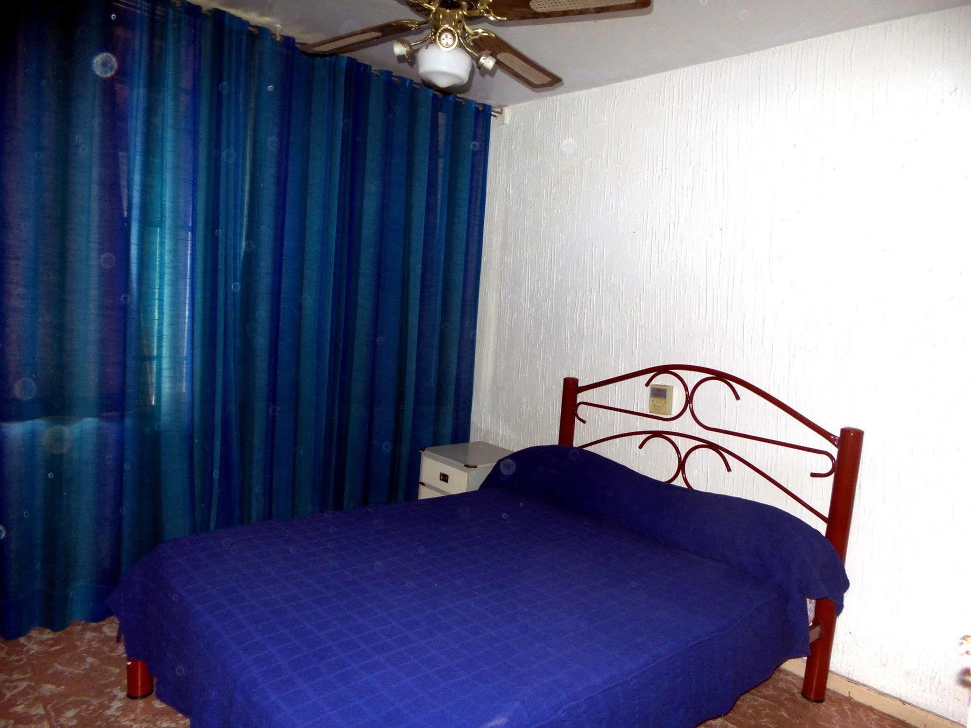 Hostel Otro Mundo Capdevila Eksteriør billede