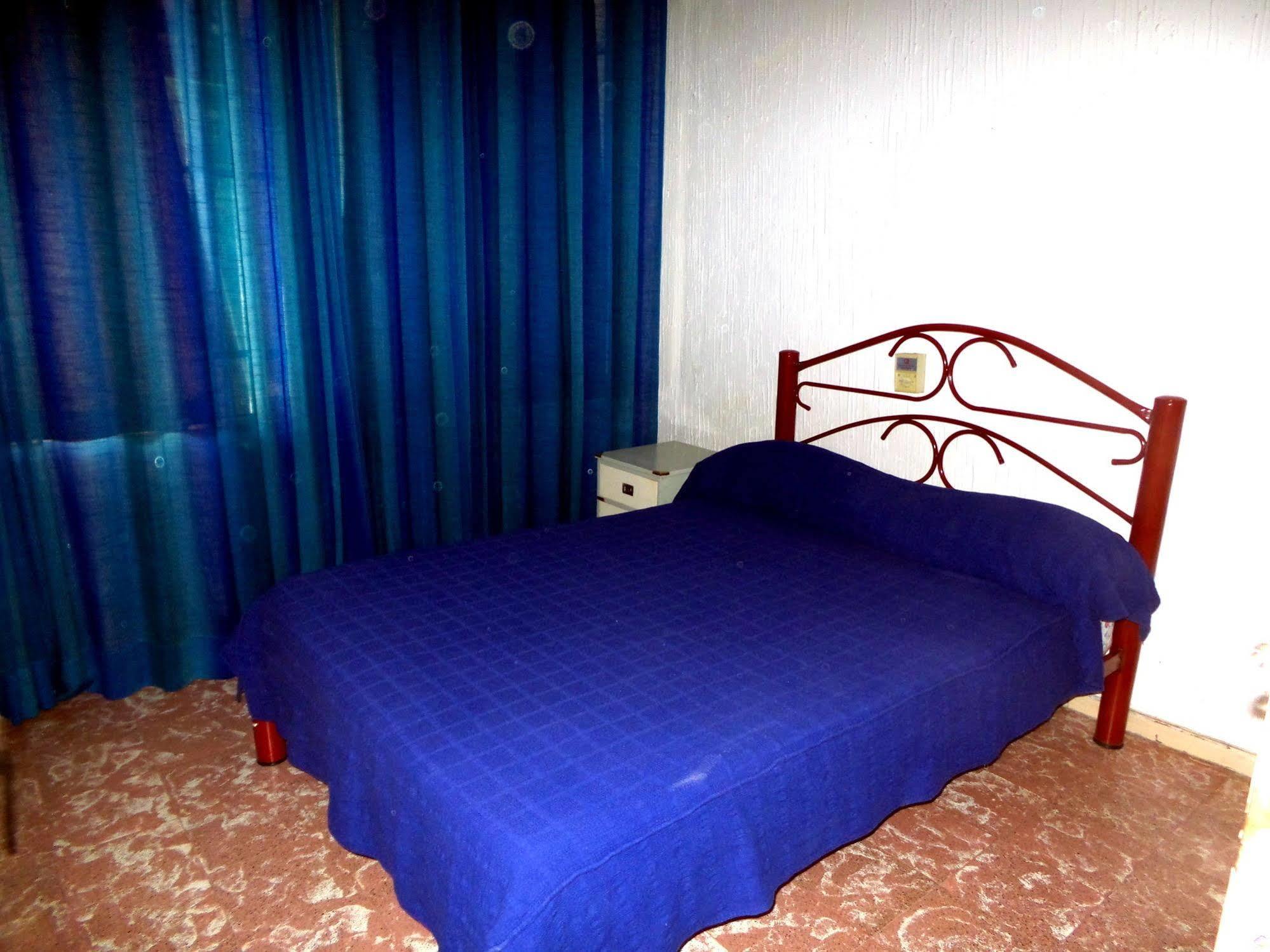 Hostel Otro Mundo Capdevila Eksteriør billede