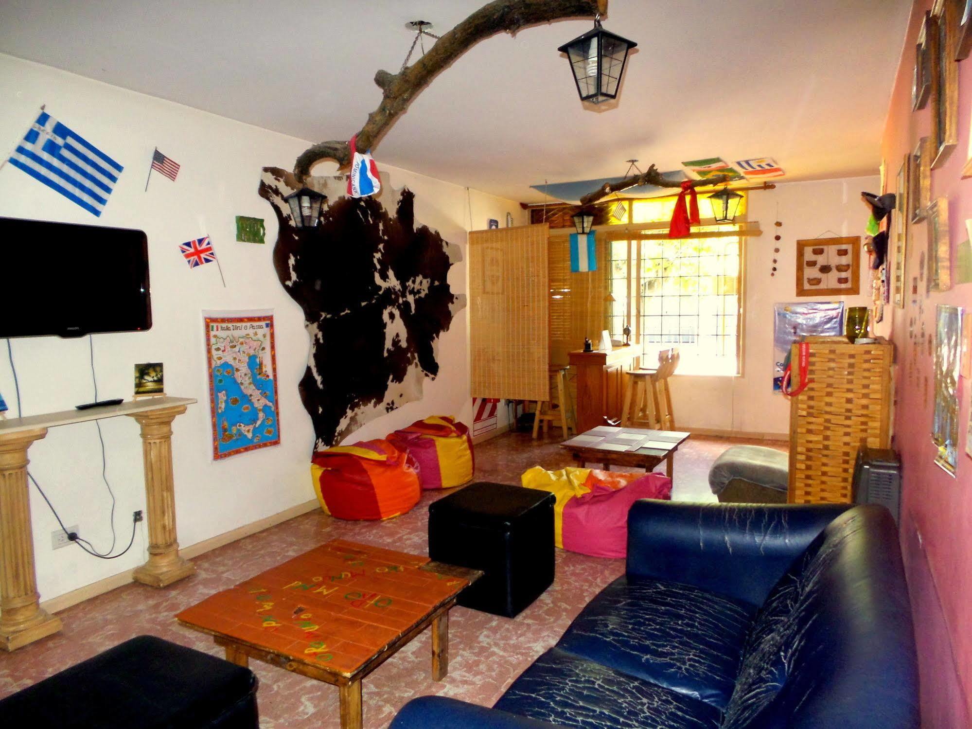 Hostel Otro Mundo Capdevila Eksteriør billede